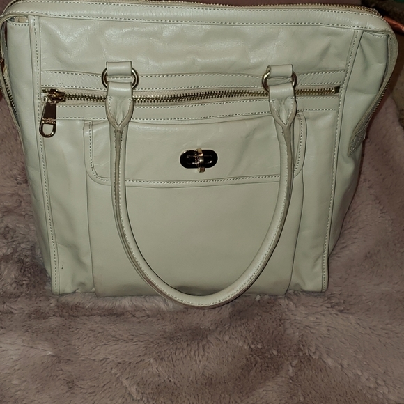 Badgley Mischka Handbags - 🥳Genuine leather bradgley mishka large bag
